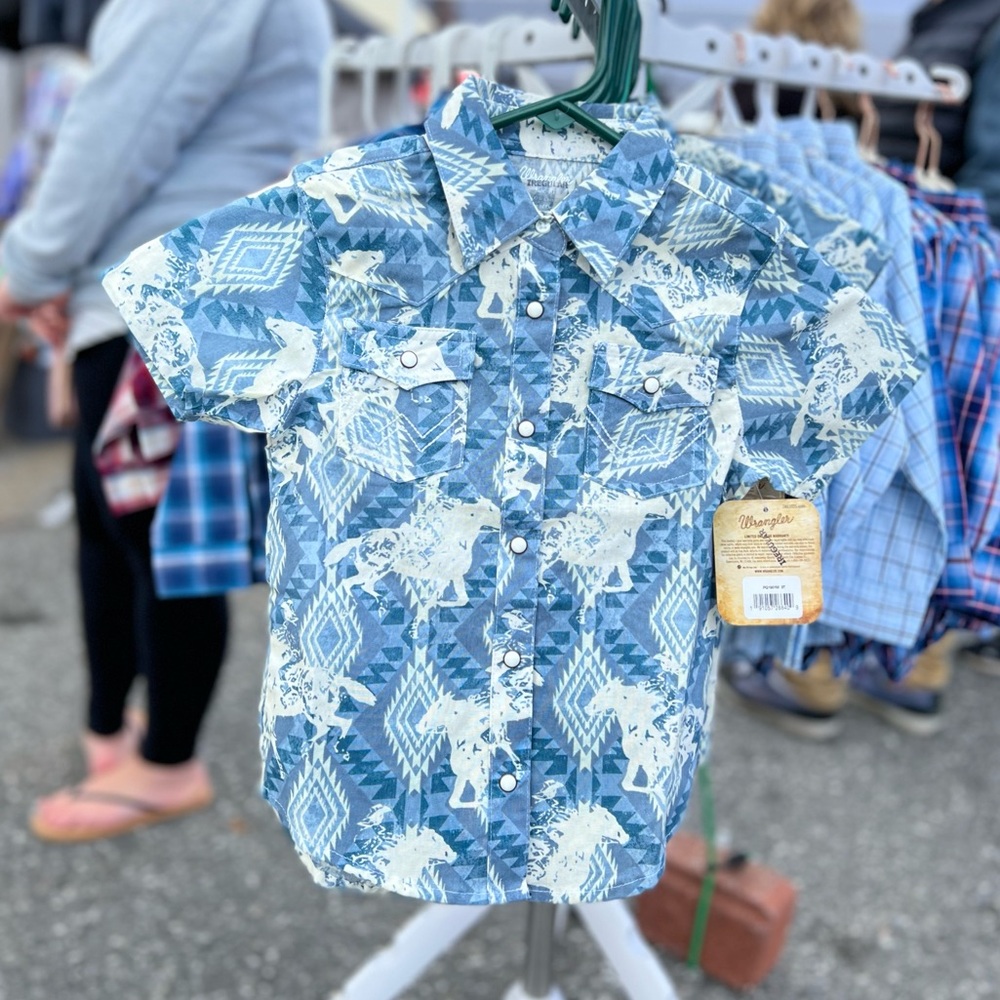 Wrangler New with tags western pearl snap